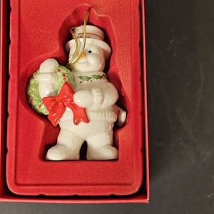 Collectible Lenox Christmas‎ Annual 2016 Happy Holidays Snowman With Wreath NIB